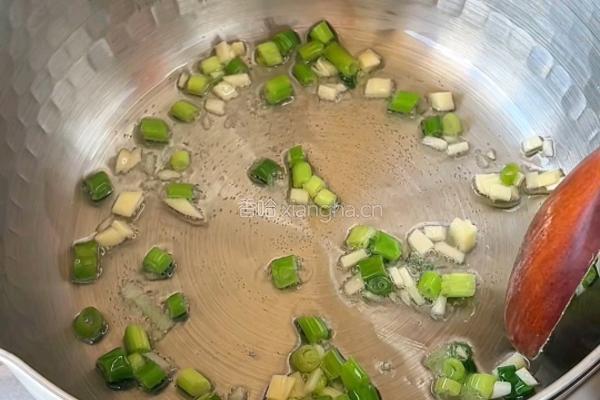 海带牛肉汤的做法图解4