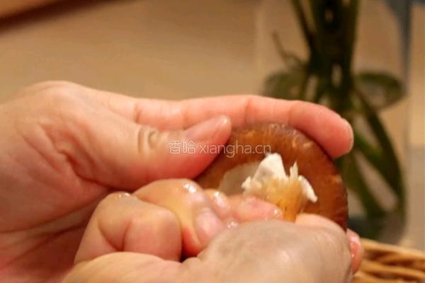 黑松露芝士烤香菇的做法图解1
