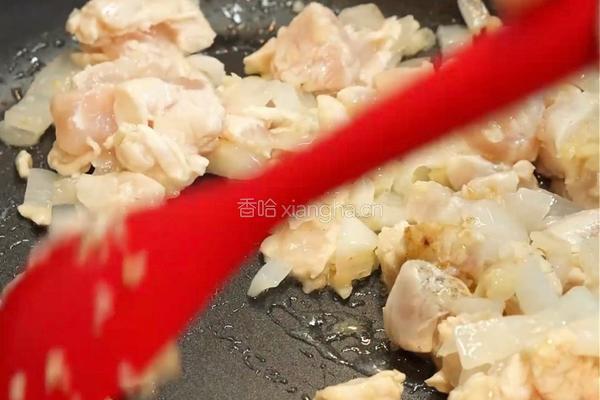 芝士番茄鸡肉焗意面的做法图解2