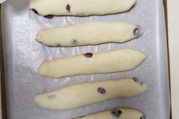 黄金芝士提子夹心面包条(牛奶液种)2个28方盘的量的做法图解15