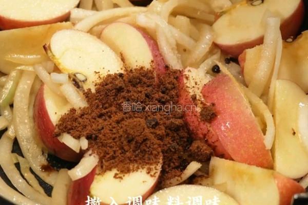 苹果炖猪排的做法图解3