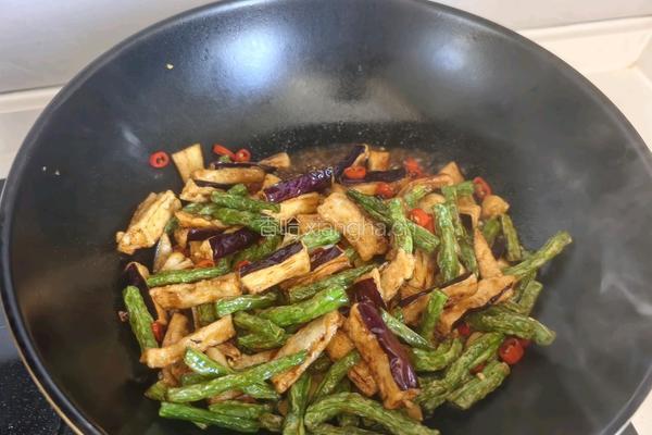 豆角茄子的做法图解11