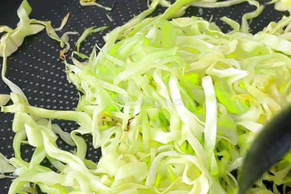 黑松露包菜鸡肉三明治的做法图解5