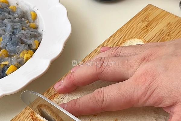 黑松露芝士虾滑烤吐司的做法图解4