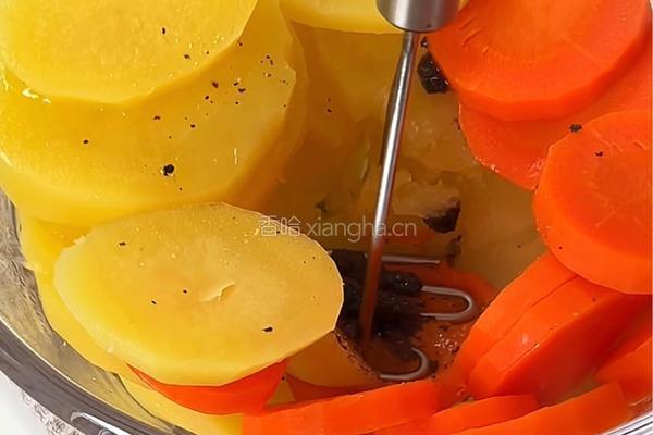 黑松露土豆泥鲜虾沙拉的做法图解5