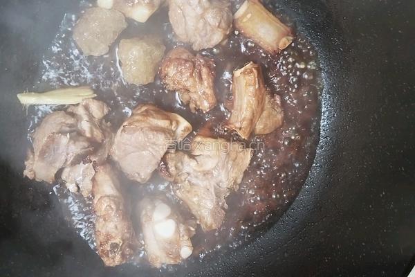 糖醋排骨的做法图解5