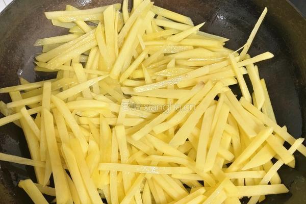 清炒土豆丝的做法图解3