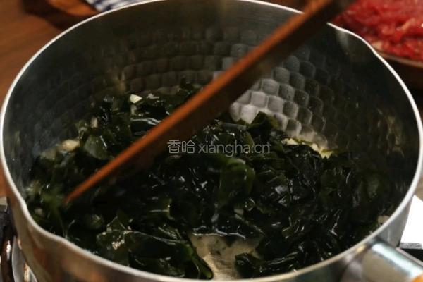 海带牛肉豆腐汤的做法图解4