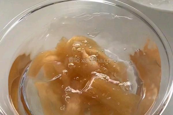 麻酱虾滑宽粉的做法图解2