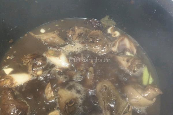 红烧鸡头的做法图解13