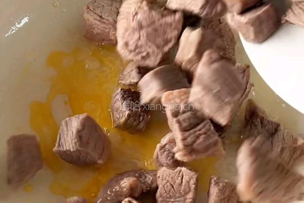 百山祖酱香土豆炖牛腩 的做法图解3