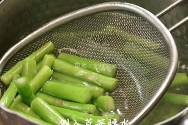芦笋炒牛肉的做法图解5