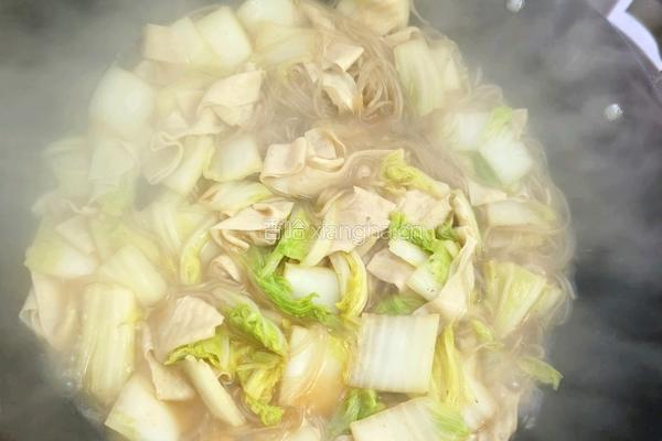 白菜炖豆腐的做法图解7