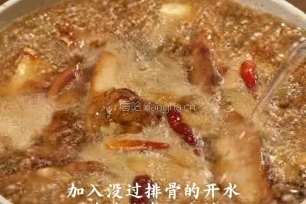 板栗炖排骨的做法图解6