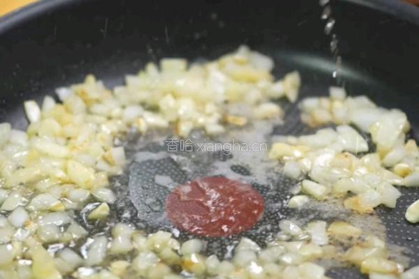 黑松露牛油果蒜香虾的做法图解4