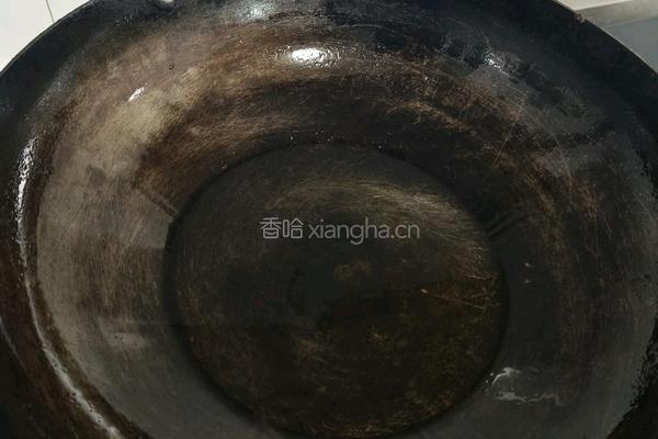 青番茄炒辣椒的做法图解3
