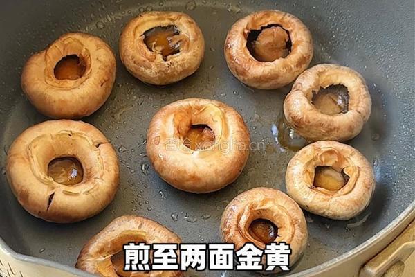 口蘑鲜汤面的做法图解2