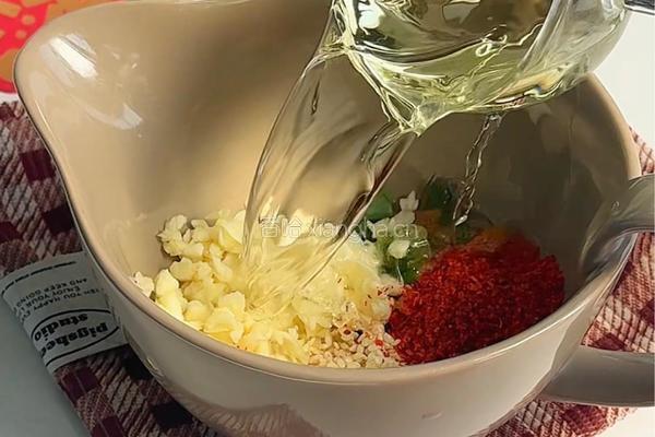番茄酸汤水饺的做法图解2