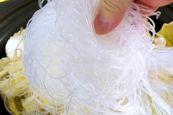黑松露虾滑肥牛粉丝煲的做法图解5
