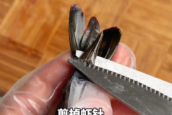 天妇罗炸虾的做法图解1