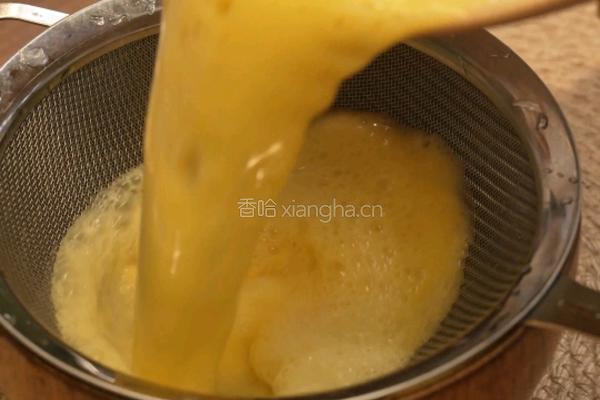 豆腐虾仁蒸蛋的做法图解3