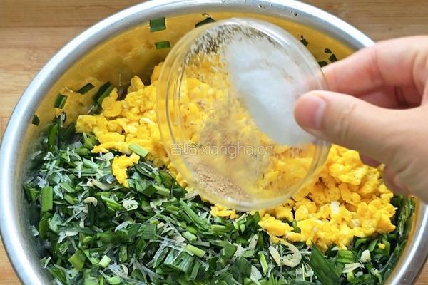 韭菜鸡蛋发面饼的做法图解4
