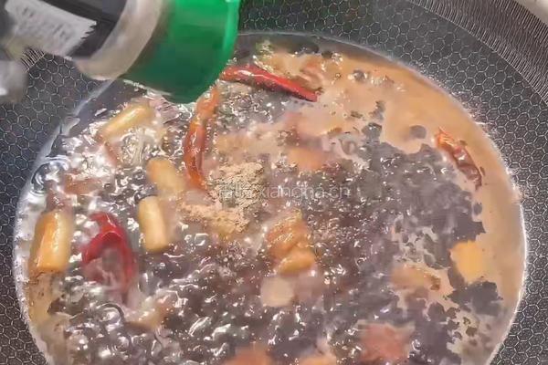 加拿大红鱼烧肉的做法图解7