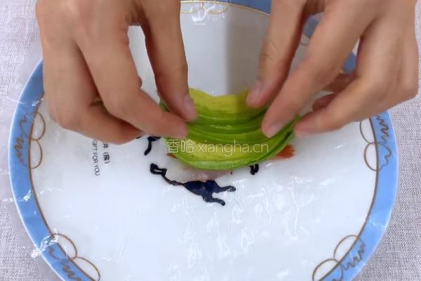 加拿大北极虾生虾时蔬越南春卷的做法图解5