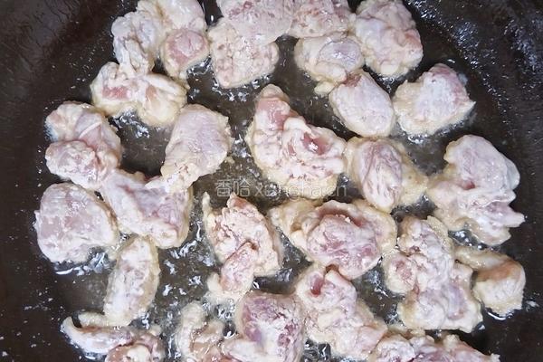菠萝咕噜肉的做法图解8