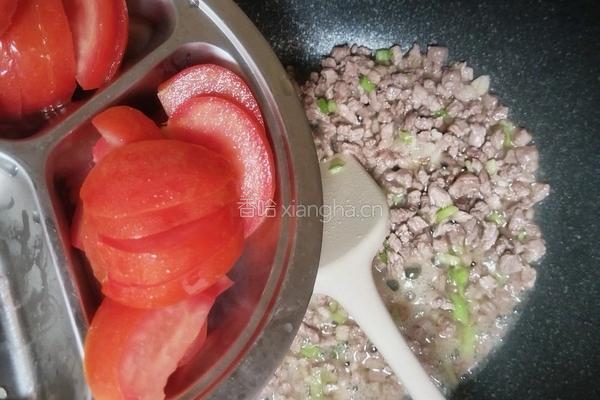 番茄肉沫炖腐竹的做法图解4