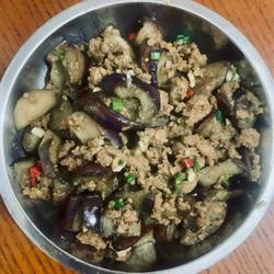 红烧肉末茄子的做法[图]