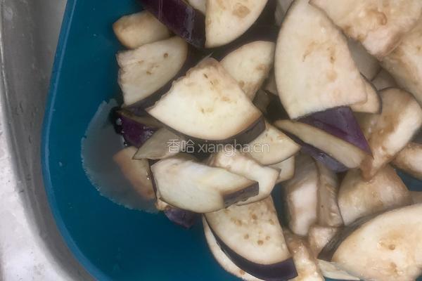 红烧肉末茄子的做法图解4
