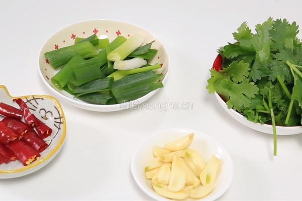 加拿大北极虾麻辣的做法图解2