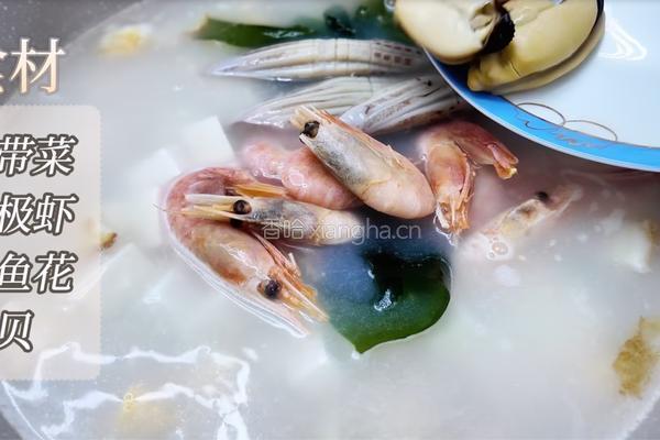 加拿大北极虾海鲜豆腐汤的做法图解6