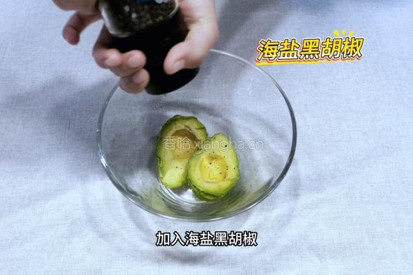 加拿大北极虾生虾牛油果开放三明治的做法图解4