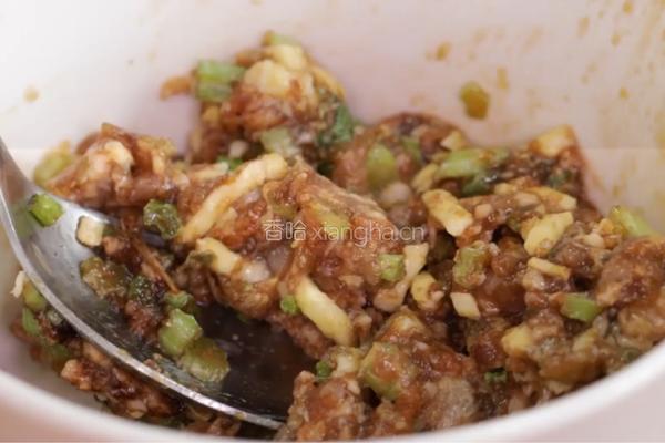 加拿大北极虾芝士煎饺的做法图解2