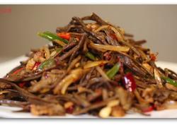 干锅茶树菇